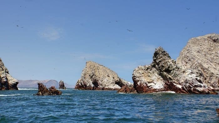 Die Islas Ballestas kommen näh