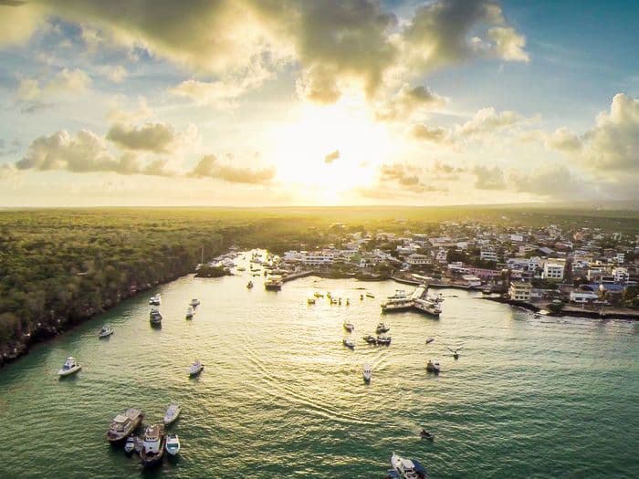 drohne drone ecuador galapagos gopro harbour isla santa cruz luftaufnahme vivideo 188 - viventura South America Tours GoPro Footage from Drone