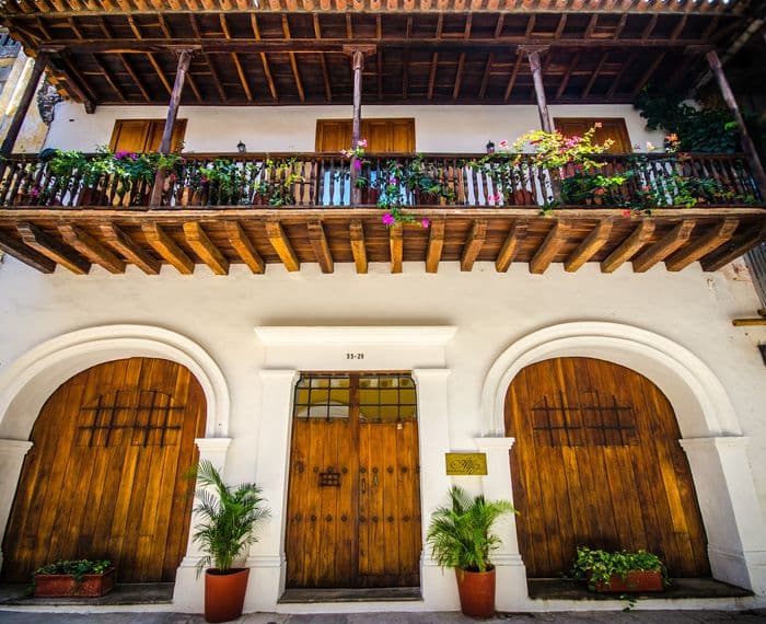 Front side of Alfiz Hotel - standard room